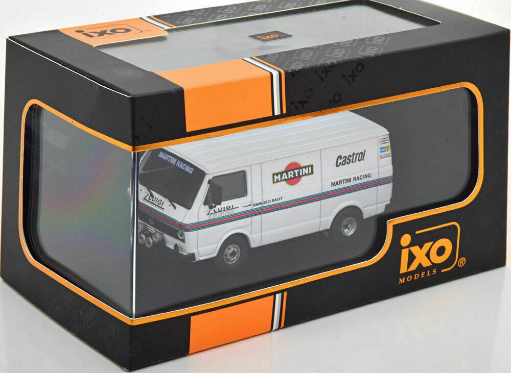 Miniature Volkswagen LT 28 SWB Martini Racing 1/43 IXO - Neuve