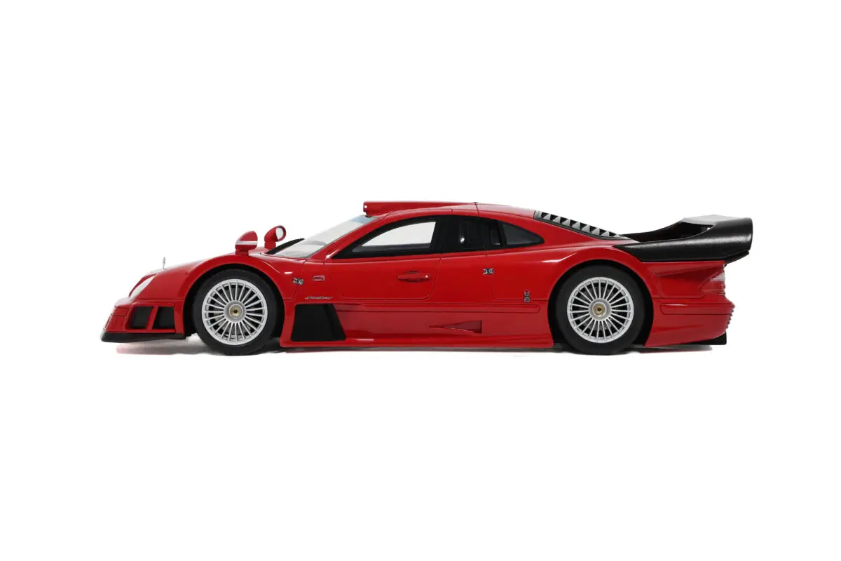 Macheta auto MERCEDES-BENZ CLK-GTR SUPER SPORT RED 1:18 Gt Spirit