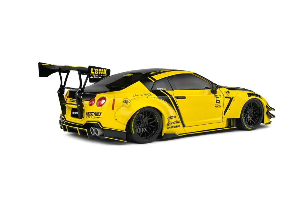 Macheta auto Nissan Skyline GT-R (R35) LBWK Body-Kit 2.0 Galben