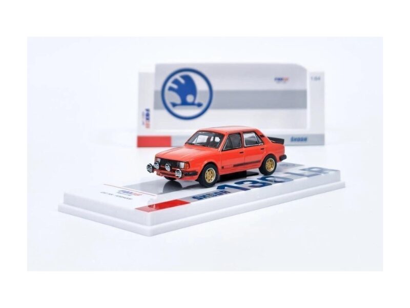 Macheta auto Skoda 130 Lr Plain Body Versie Rosu 1:64 Fox18