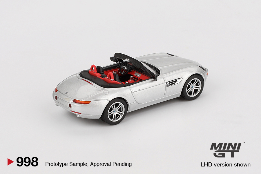 Macheta auto Bmw Z8 Titanium Silver 2003 1:64 Mini GT MGT00998-L - imagine 2