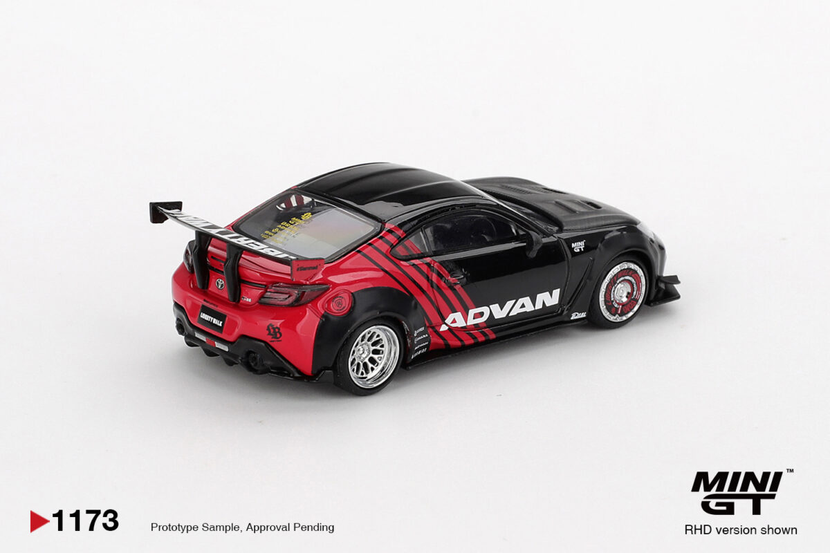 Macheta auto Toyota Gr86 Lb Nation Advan Black 2025 1:64 Mini GT MGT01173-R - imagine 2
