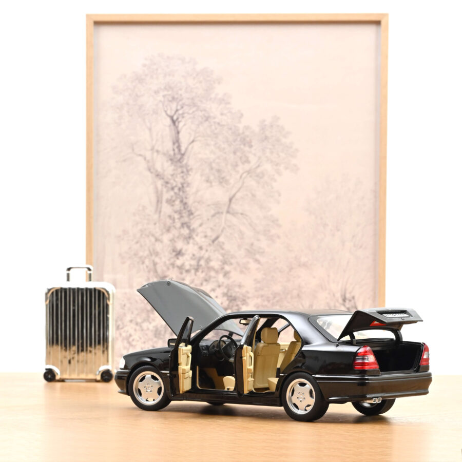 Macheta auto Mercedes-Benz C36 AMG Obsidian Black Metallic 1993 1:18 Norev - imagine 3