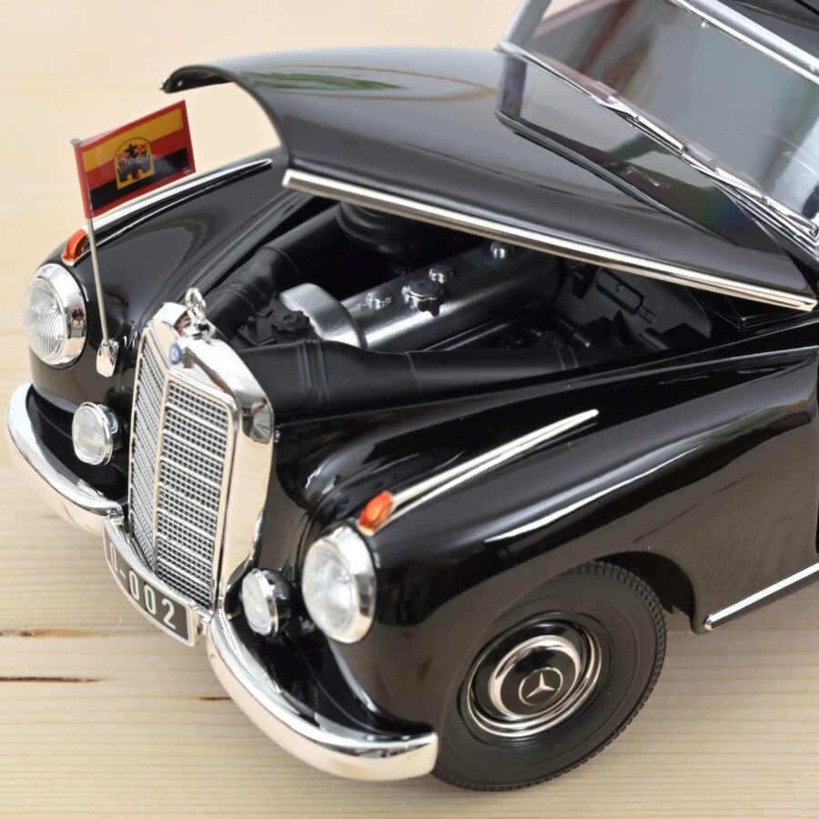 Macheta auto Mercedes-Benz 300 1955 Konrad Adenauer 1:18 Norev - imagine 3
