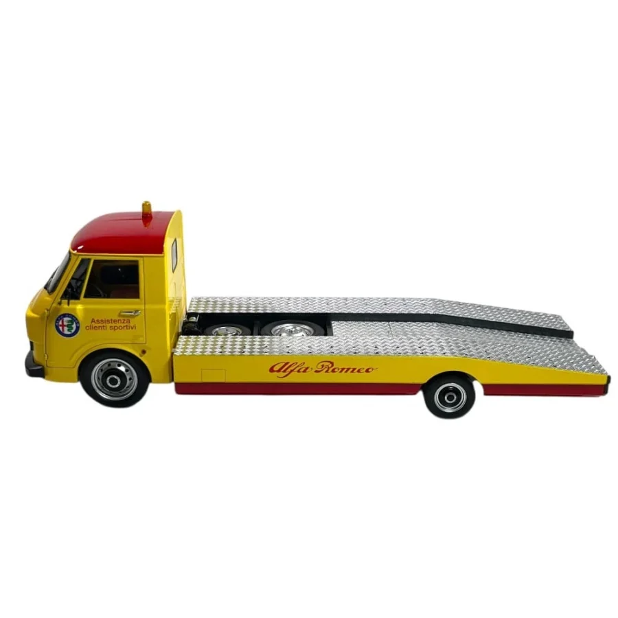 Macheta platforma auto ALFA ROMEO - A12 (F12) Galben 1:18 Mitica Diecast - imagine 4