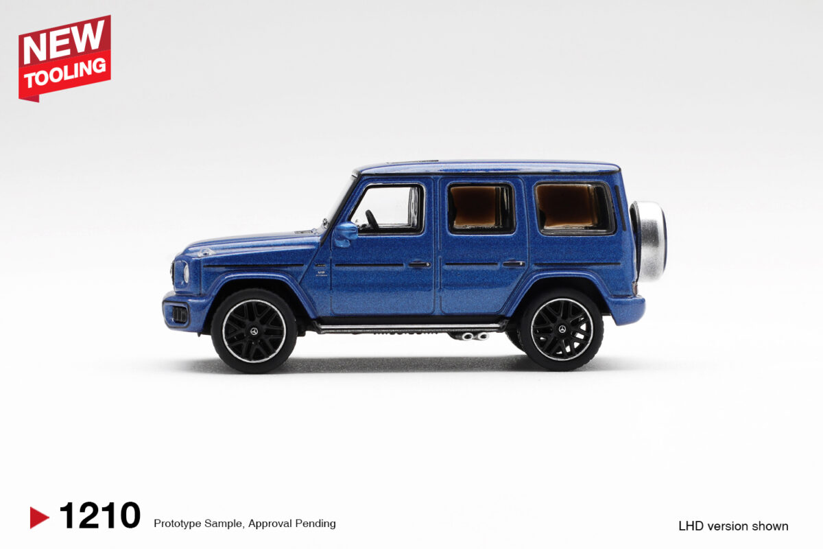Precomanda macheta auto Mercedes-Benz G Class 63 Amg Dark Blue Metallic 2024 1:64 Mini GT (MGT01210-L) - imagine 2