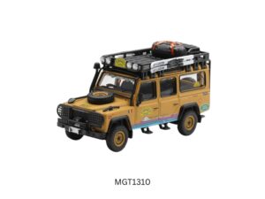 Precomanda macheta auto Land Rover Defender 110 Camel Trophy Team Romania Tierra Del Fuego Ct36 1998 1:64 Mini GT (MGT01310-R)