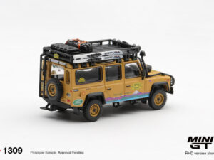 Precomanda macheta auto Land Rover Defender 110 Camel Trophy Team Usa Tierra Del Fuego Ct10 1998 1:64 Mini GT (MGT01309-R)