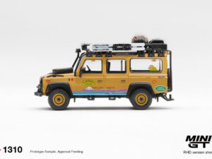 Precomanda macheta auto Land Rover Defender 110 Camel Trophy Team Romania Tierra Del Fuego Ct36 1998 1:64 Mini GT (MGT01310-R)