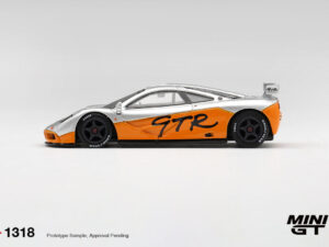 Precomanda macheta auto Mclaren F1 Gtr Presentation 1995 1:64 Mini GT (MGT01318-L)
