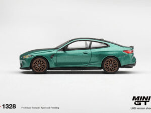 Precomanda macheta auto Bmw M4 (G82) Cs Frozen Isle Of Man Green Metallic 2024 1:64 Mini GT (MGT01328-L)