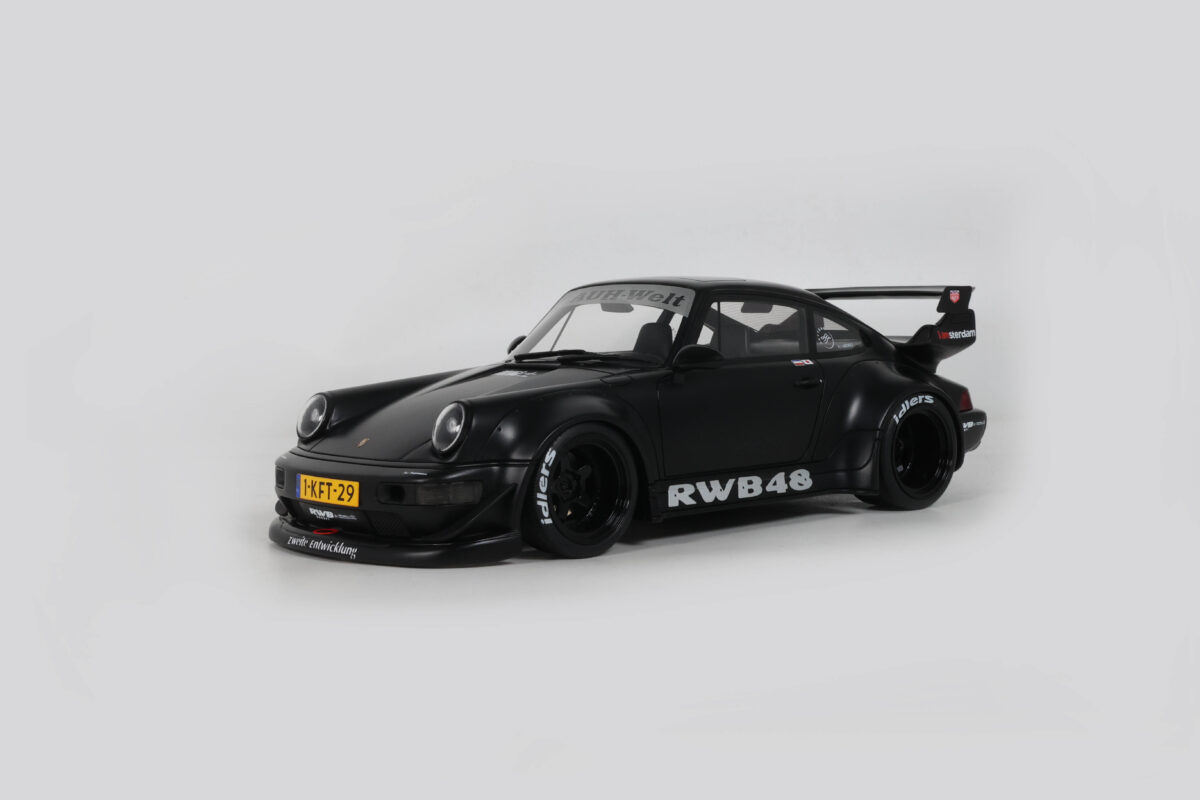 Precomanda macheta auto Porsche RWB BLACK FLAT BLACK 2013 1:18 GT Spirit (GT593)