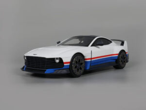 Precomanda macheta auto ASTON MARTIN VALIANT ZENITH WHITE 2024 1:18 GT Spirit (GT987)