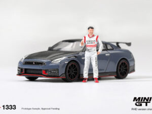 Precomanda macheta auto Nissan Gtr R35 Nismo Tsukuba With Matsuda Figure Tsugio Matsuda 2024 1:64 Mini GT (MGT01333-R)