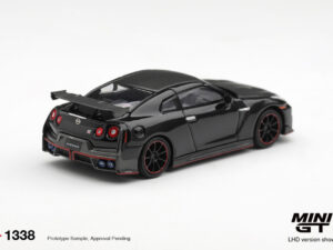 Precomanda macheta auto Nissan Gt-R R35 Nismo Black 2024 1:64 Mini GT (MGT01338-L)