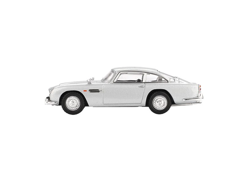 Macheta auto Aston Martin Db5 Skyfall English Packaging 2012 (MGT00913-007E) - imagine 2