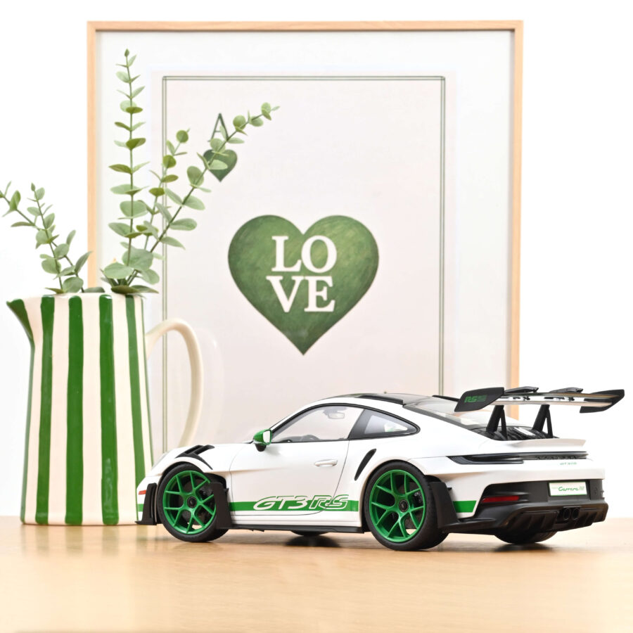 Precomanda macheta auto Porsche 911 GT3 RS Tribute to Carrera RS 2022 White/Python Green 1:12 NOREV - imagine 3