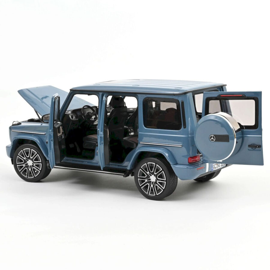 Precomanda macheta auto Mercedes-Benz G-Class 2024 Vintage Blue 1:18 Norev - imagine 3