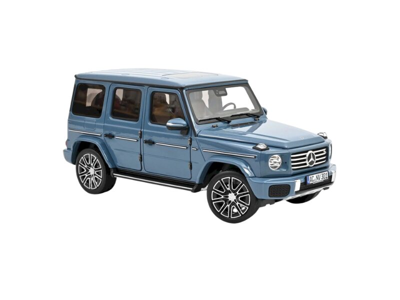 Precomanda macheta auto Mercedes-Benz G-Class 2024 Vintage Blue 1:18 Norev