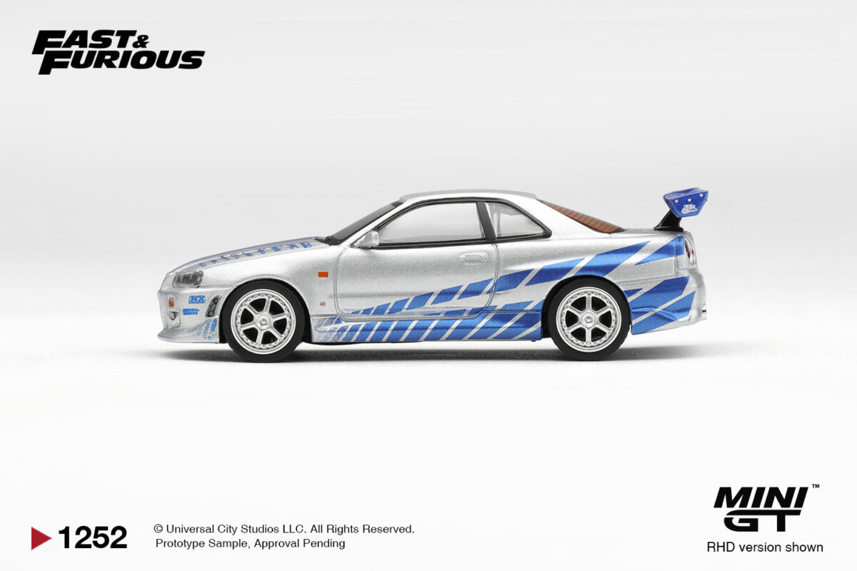 Precomanda macheta auto NISSAN SKYLINE GT-R (R34) C WEST 2 FAST 2 FURIOUS BRIAN O'CONNER (BLISTER PACK) 2003 1:64 Mini GT (MGT01252-BL) - imagine 2
