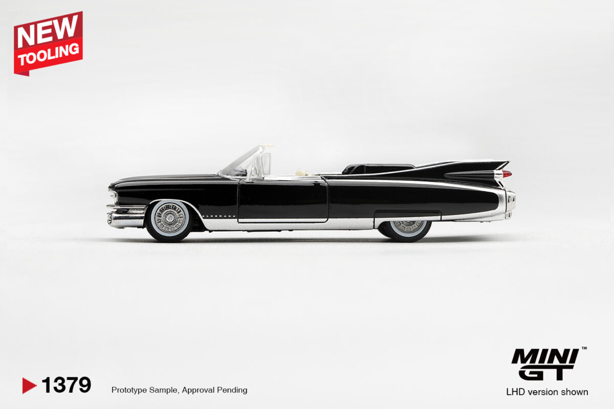 Precomanda macheta auto Cadillac Eldorado Biarritz Black 1959 1:64 Mini GT (MGT01379-L) - imagine 3