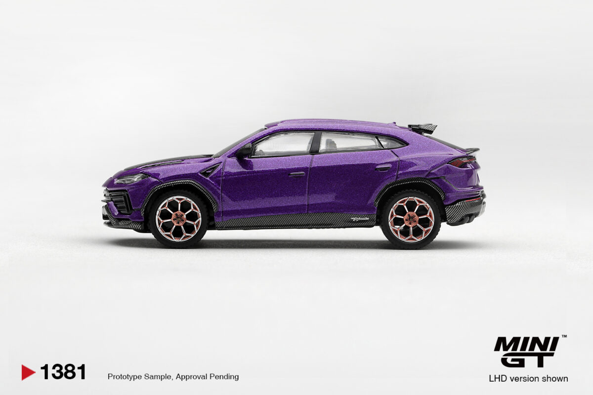 Precomanda macheta auto Lamborghini Urus Performance Viola Pasifae 2023 1:64 Mini GT (MGT01381-L) - imagine 3
