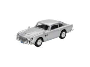 Macheta auto Aston Martin Db5 Casino Royale English Blister Packaging 2006 1:64 Mini GT (MGT00909-007E)