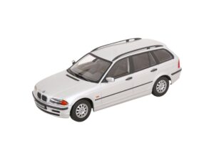 Macheta auto BMW Seria 3 E46 Touring 1999 Argintiu 1:18 KK Scale