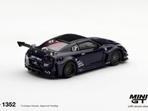 Precomanda macheta auto Nissan Gt-R R35 Rr Ver.2 Inozetek Edition 2025 1:64 Mini GT (MGT01352-L)