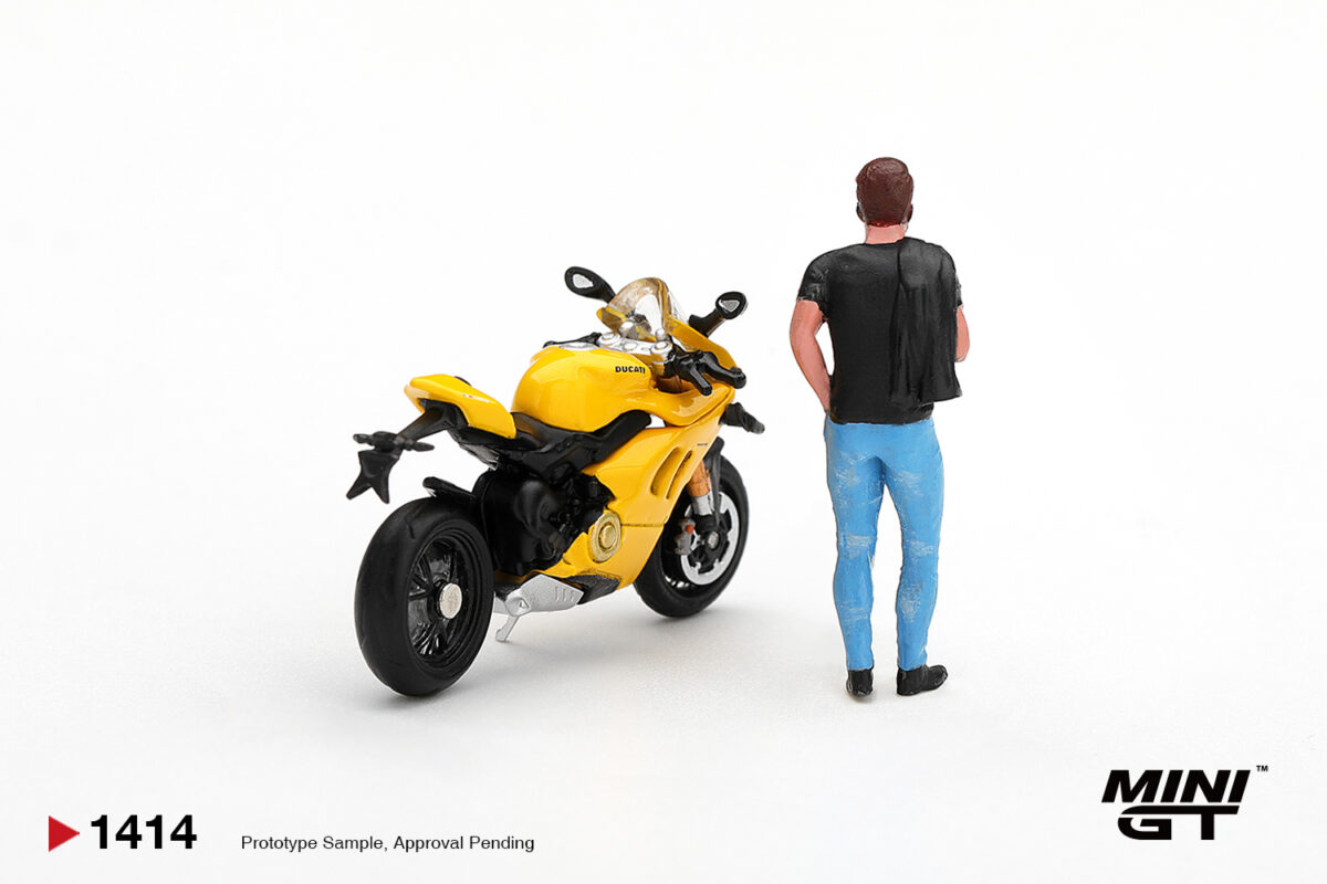 Macheta motocicleta Ducatie Panigale v4 s 1:64 Mini GT MGT682 (copie) - imagine 4