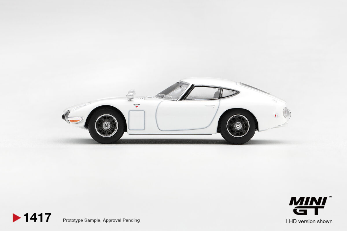 Precomanda macheta auto Toyota 2000gt Pegasus White 1967 1:64 Mini GT (MGT01417-L) - imagine 3